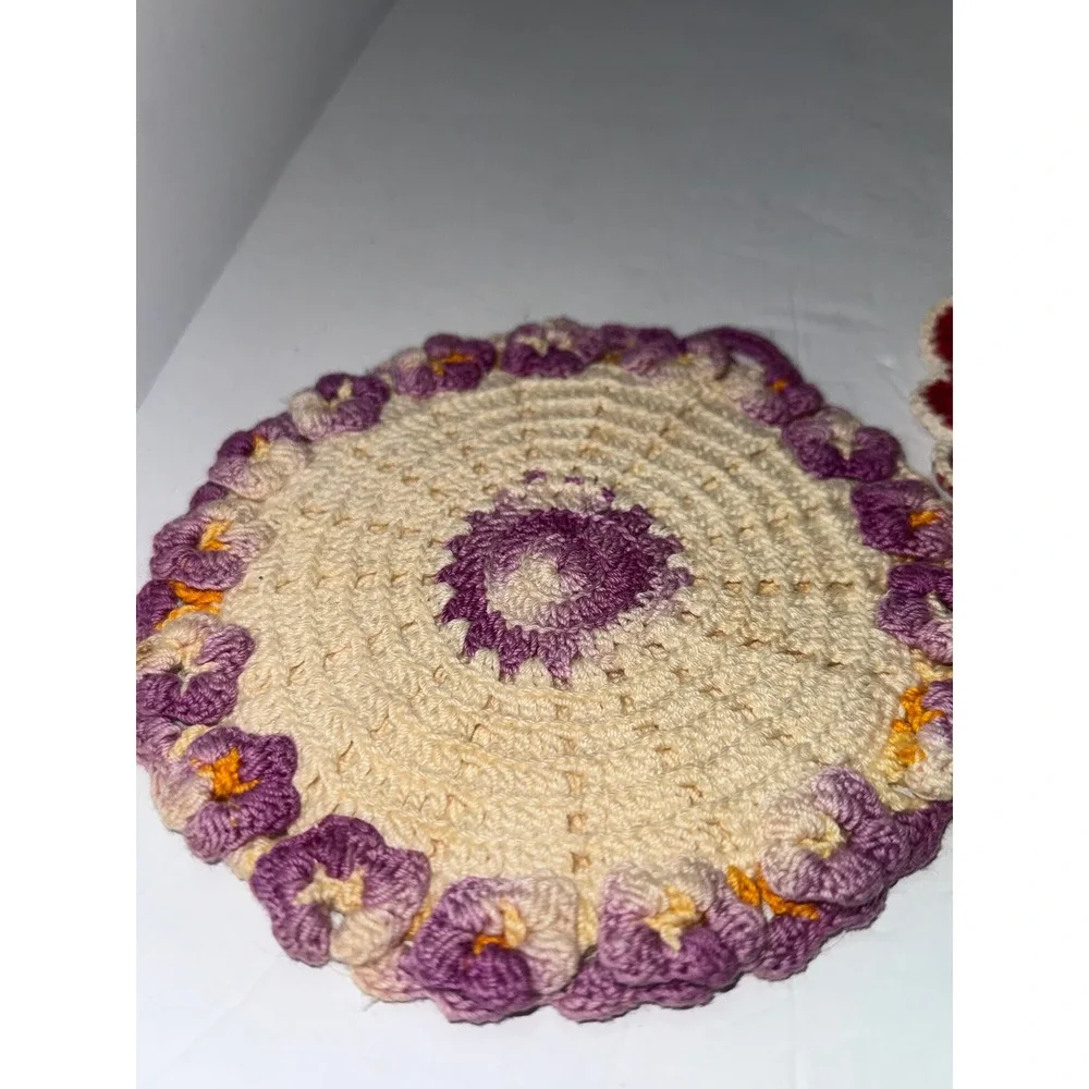 Handmade Crochet Potholders Vintage Style Floral Design Kitchen Decor Set